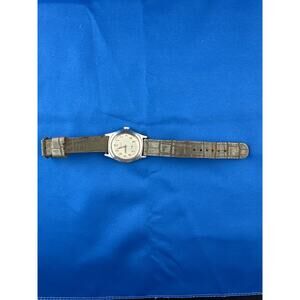 Vintage 1960 Bulova SVP manual-wind wristwatch with grey leather strap untested